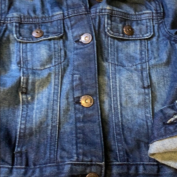 OshKosh Jean jacket - Picture 5 of 8